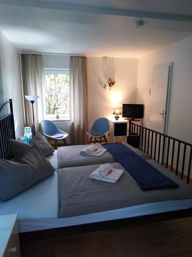 Landhaus Edelweiss Bed&Breakfast - Adults Only 노이슈타트암렌스타이그 외부 사진