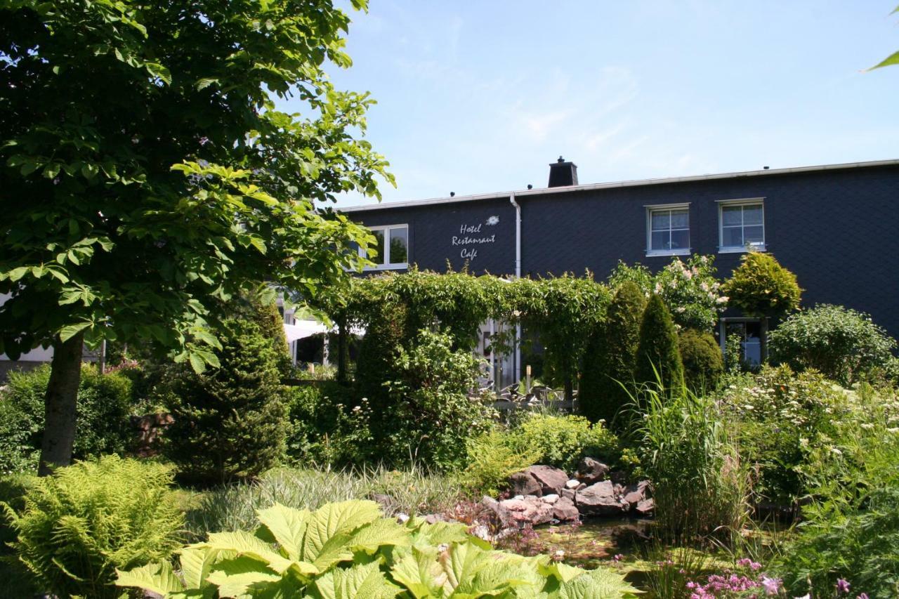 Landhaus Edelweiss Bed&Breakfast - Adults Only 노이슈타트암렌스타이그 외부 사진