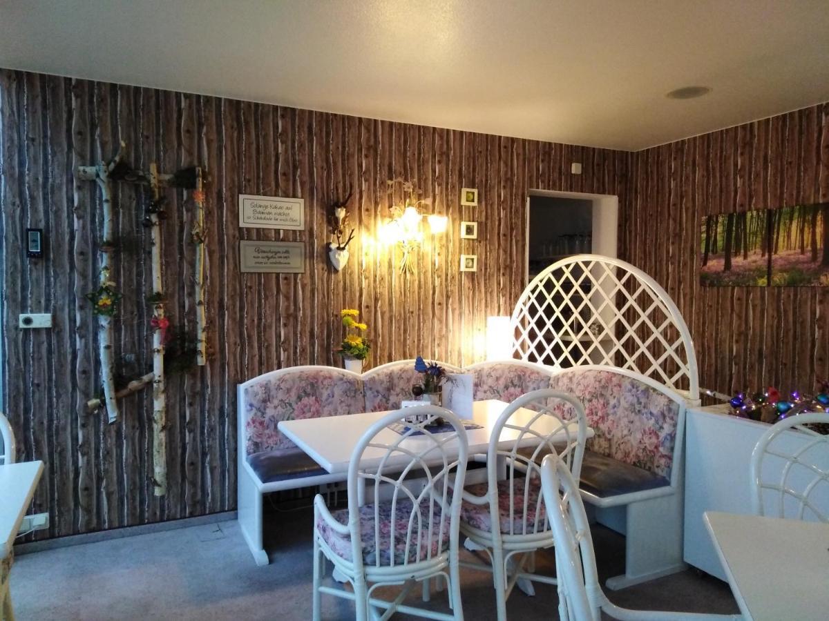 Landhaus Edelweiss Bed&Breakfast - Adults Only 노이슈타트암렌스타이그 외부 사진